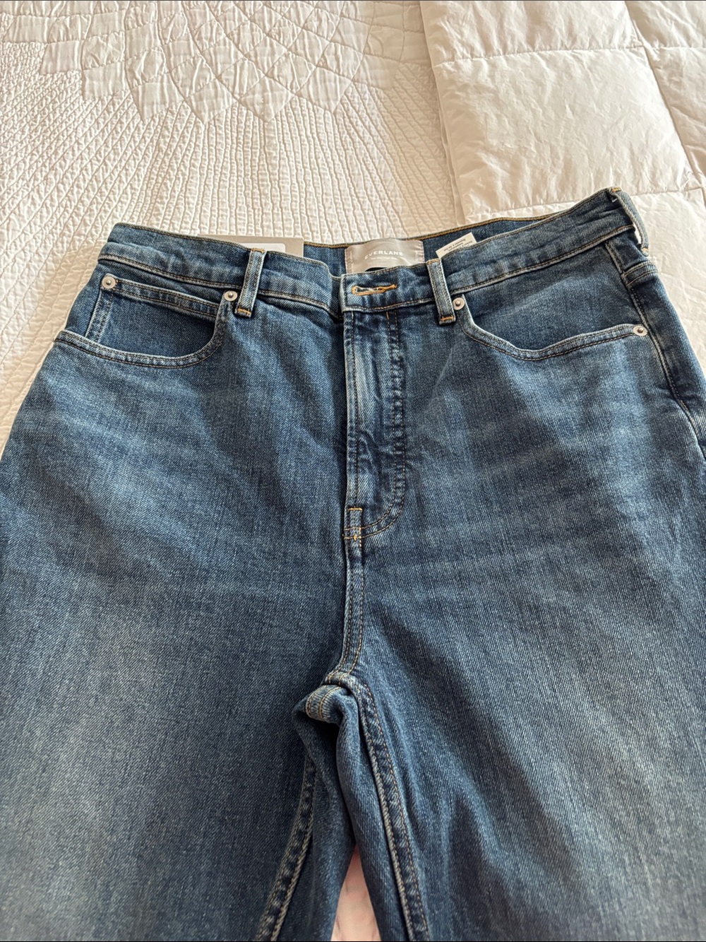 Everlane women’s slim Denim Jeans, way-high classic style. Size 30 short